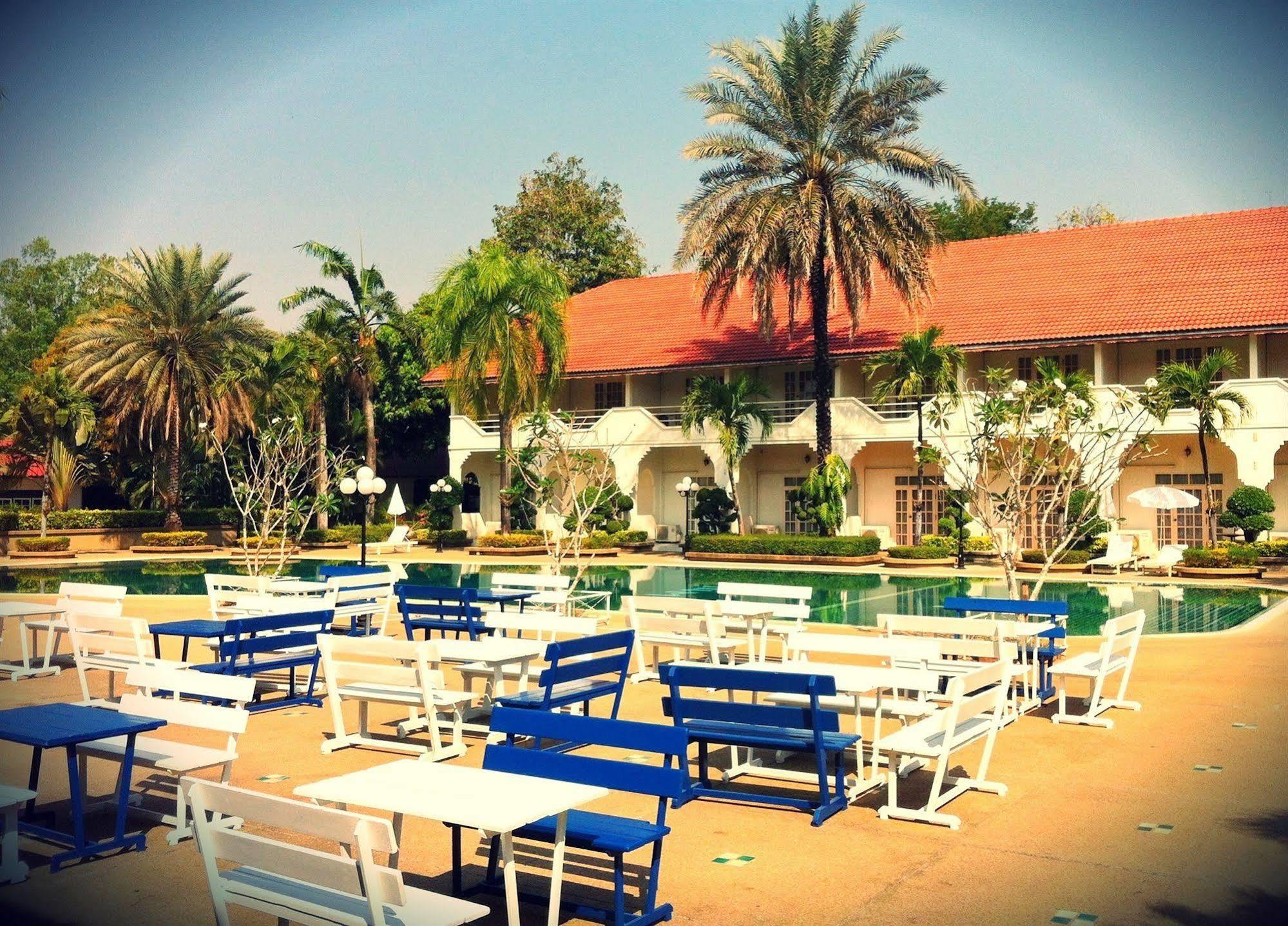 Indochina Hotel Sa Kaeo Esterno foto