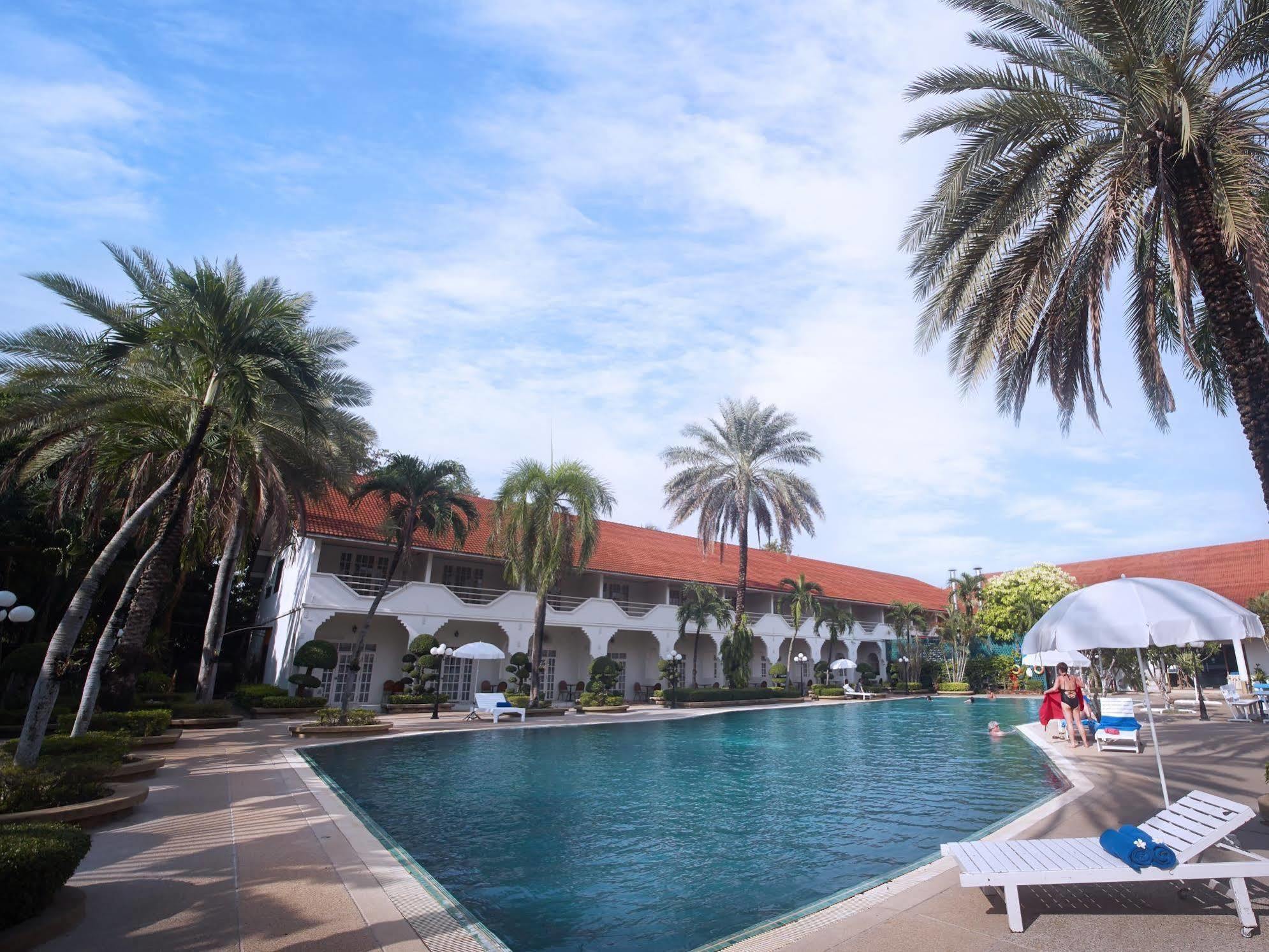 Indochina Hotel Sa Kaeo Esterno foto